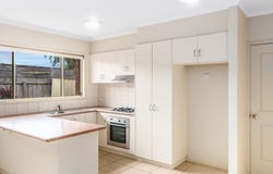 26 Lake Road, Lara, Vic 3212