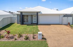 43 Golf View, Coral Cove, Qld 4670