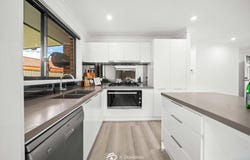 9 Woburn Abbey Court, Wattle Grove, NSW 2173