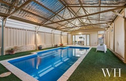 17 Melview Court, Melville, WA 6156