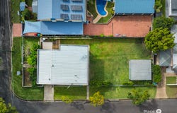 37 Moreton Street, Norman Park, Qld 4170