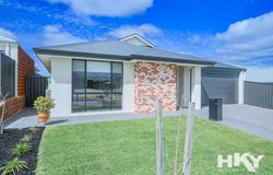 8 Walker Road, Bullsbrook, WA 6084