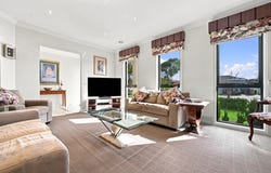 9 Kingsbarn Court, Cranbourne, Vic 3977