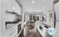 1/18 Codrington Street, Cranbourne, Vic 3977