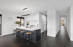 39 Grainger Parade, Lucas, Vic 3350
