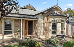 13 The Grove, Lower Mitcham, SA 5062