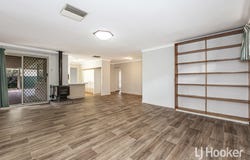 8 Sandalwood Parade, Halls Head, WA 6210