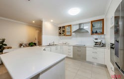 44 Greathead Road, Ashfield, Qld 4670