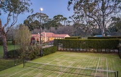 13 Greyleaves Avenue, Burradoo, NSW 2576