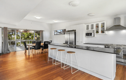 3 Fourth Avenue, Labrador, Qld 4215