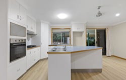 12 Mclaughlin Drive, Eimeo, Qld 4740