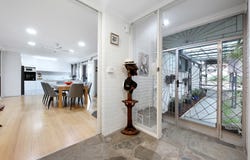 22 Russell Crescent, Mount Waverley, Vic 3149