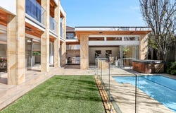 11 Collington Avenue, Brighton, Vic 3186