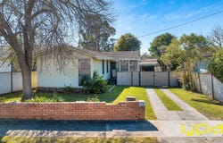 52 Sinclair Crescent, Seymour, Vic 3660
