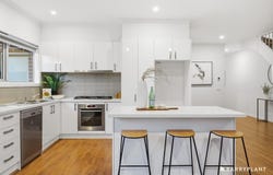 33 Westley Street, Ferntree Gully, Vic 3156