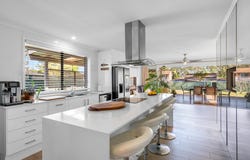 33 Beach Street, Vincentia, NSW 2540