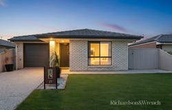 20 Cod Circuit, Bongaree, Qld 4507