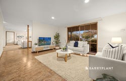15 Arnup Crescent, Drouin, Vic 3818
