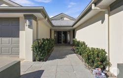 15 CLEARWATER CRESCENT, Murrumba Downs, Qld 4503