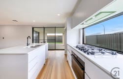 11 Eliza Way, Ravenswood, WA 6208