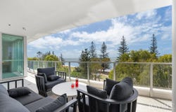 404/85 Landsborough Avenue, Scarborough, Qld 4020