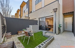 8 John Gorton Drive, Coombs, ACT 2611