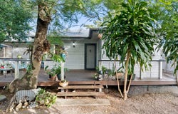 869 Beachmere Road, Beachmere, Qld 4510