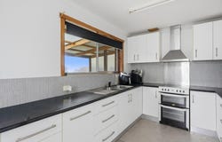 38 Douglas Street, Beaconsfield, Tas 7270