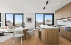 10/19 King Street, Hampton East, Vic 3188
