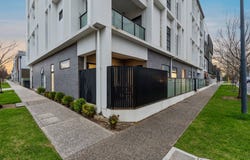 2/174 East Parkway, Lightsview, SA 5085
