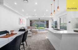 18 Beale Street, Georges Hall, NSW 2198