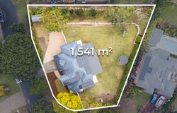85 Gibson Crescent, Bellbowrie, Qld 4070