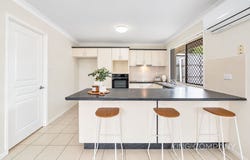 17 Carnarvon Crescent, Waterford, Qld 4133