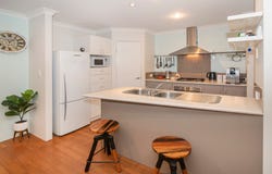2/3 Curno Place, West Busselton, WA 6280