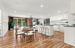 2 Cameron Way, Pakenham, Vic 3810