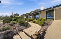 18 Shirra Close, Monash, ACT 2904