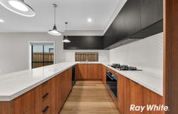78 Boomerang Road, Donnybrook, Vic 3064