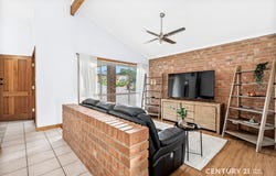 8 Olde Gum Tree Drive, Onkaparinga Hills, SA 5163