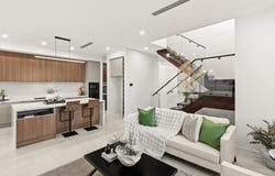 1 Macquarie Avenue, Hillcrest, SA 5086