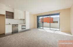 15D/17 Uriarra Road, Queanbeyan, NSW 2620