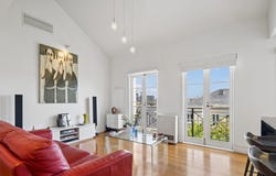 32/380 Toorak Road, South Yarra, Vic 3141