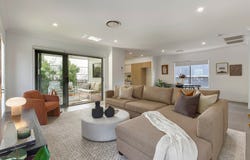 52 Kite Street, The Gap, Qld 4061