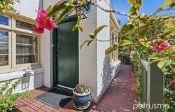 33 Maning Avenue, Sandy Bay, Tas 7005