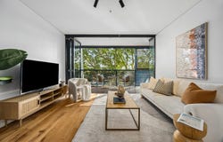 213/1 Sterling Circuit, Camperdown, NSW 2050