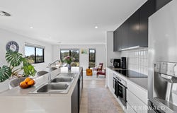 8 Hakea Drive, Tolmans Hill, Tas 7007