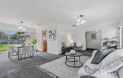 40 Cootamundra Drive, Wheelers Hill, Vic 3150
