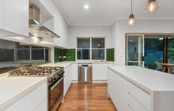 12 Paisley Place, Spring Mountain, Qld 4300