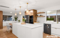 22 Cornell Close, Regents Park, Qld 4118