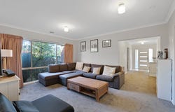 13 Rivendale Crescent, Drouin, Vic 3818