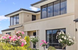 16 Barranjoey Way, Sorrento, WA 6020